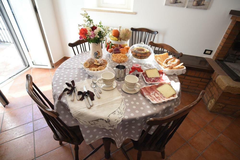 B&B Delle Erbe Calvi dellʼ Umbria Kültér fotó