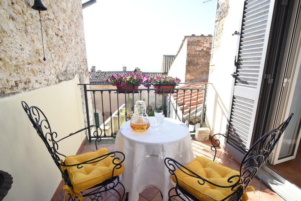 B&B Delle Erbe Calvi dellʼ Umbria Kültér fotó